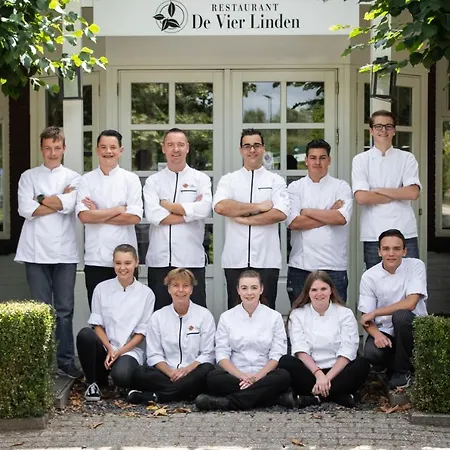 Alojamento de Acomodação e Pequeno-almoço De Vier Linden