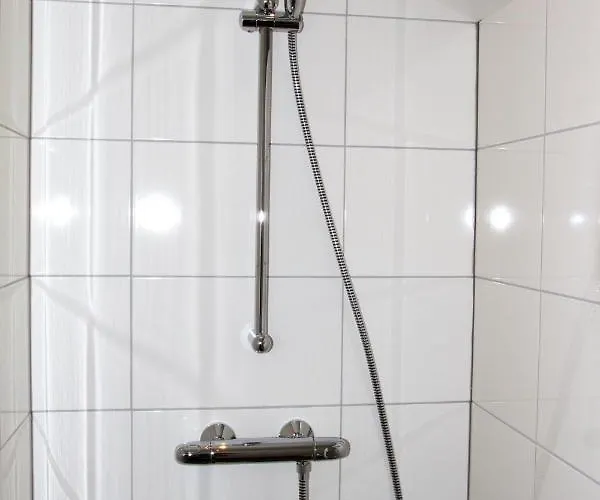 De Vier Linden Bed & Breakfast 3*