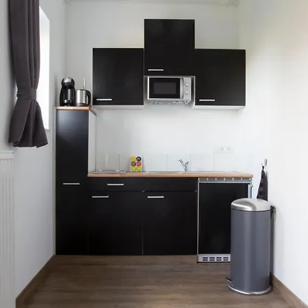 De Vier Linden Bed & Breakfast 3*