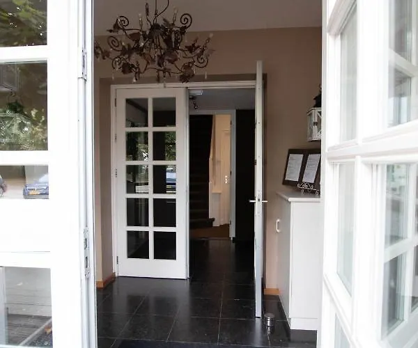 فندق مبيت وإفطار De Vier Linden 3*